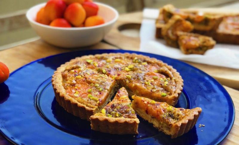 Apricot and Pistachio Tart