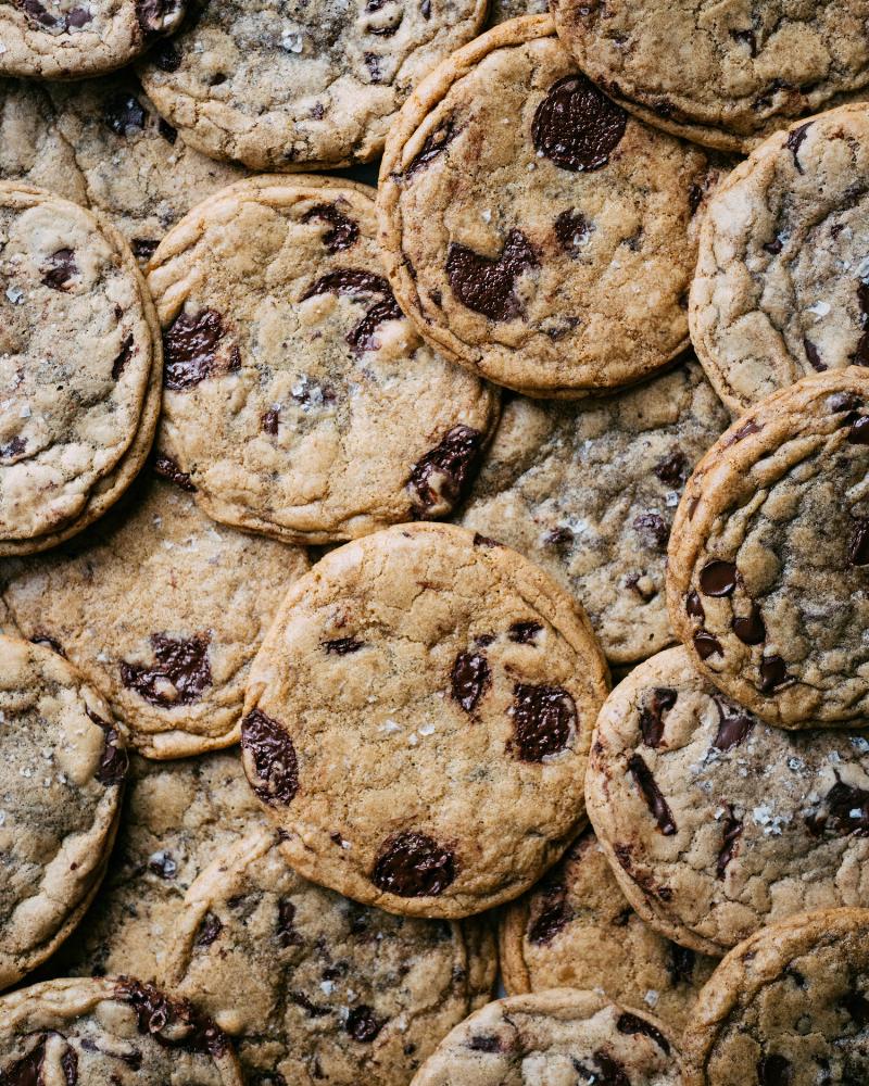 Perfectly Baked Chocolate Chip Cookies on a Wire Rack