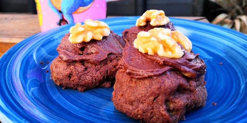 Baked Kiwi Cookies on Cooling Rack