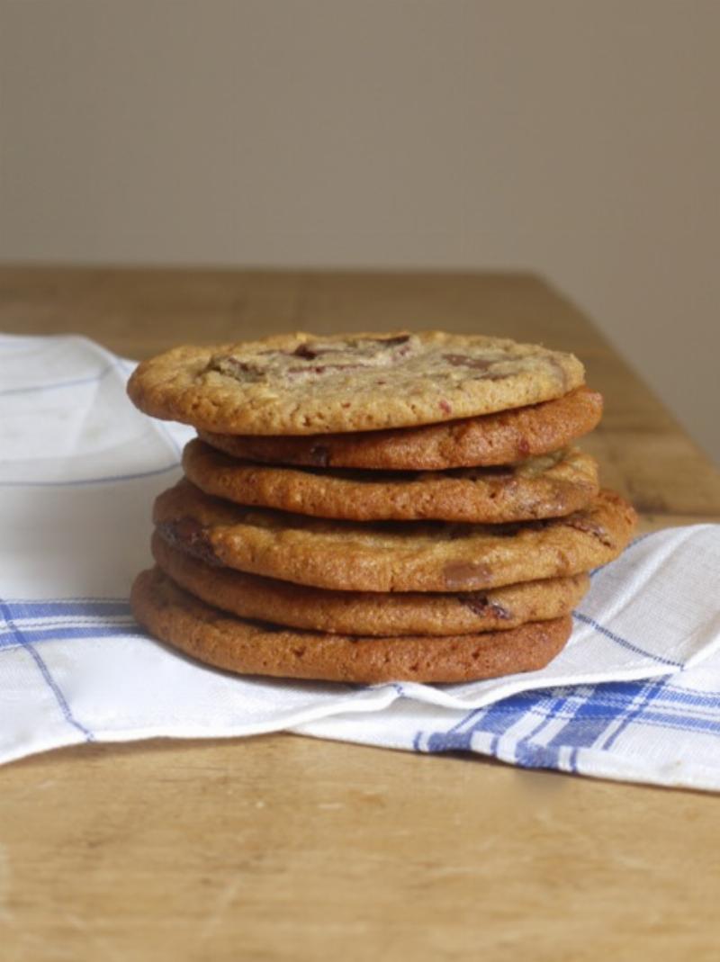 Baked Peanut Butter Chocolate Chip Cookies