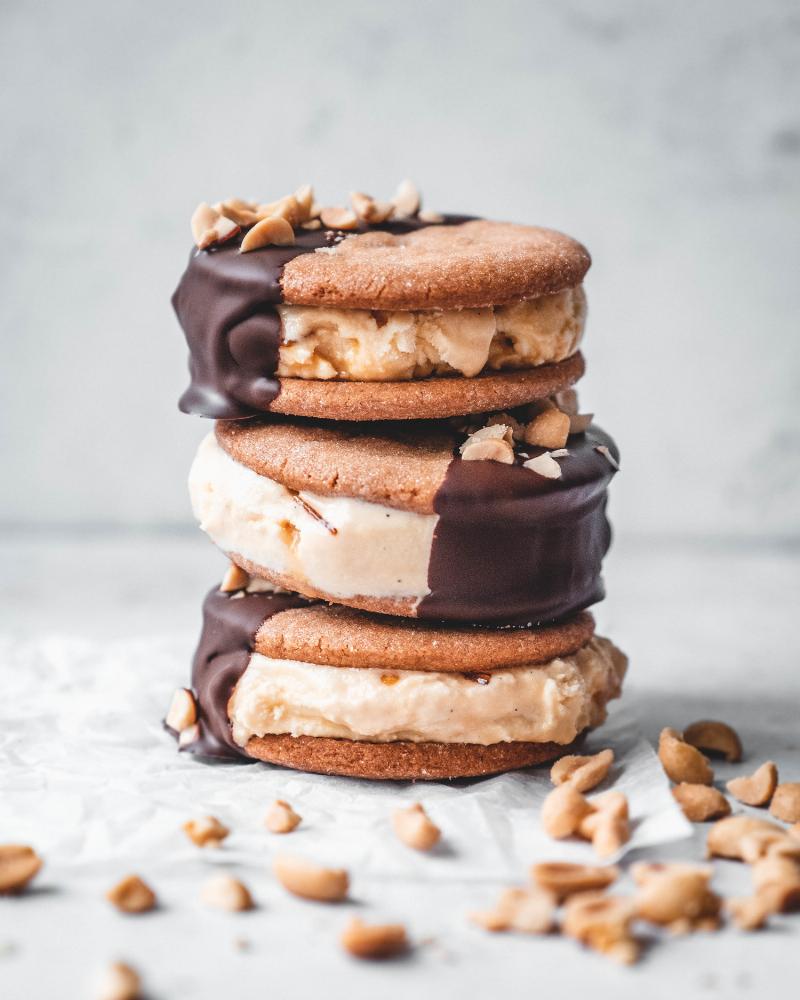 Baking perfect cookies for ice cream sandwiches