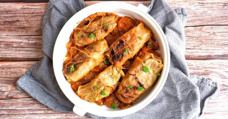 Cabbage Bread Variations with Dipping Sauce