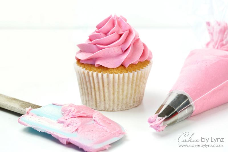 Chocolate Cupcake Frosting Techniques with Piping Bag and Tips