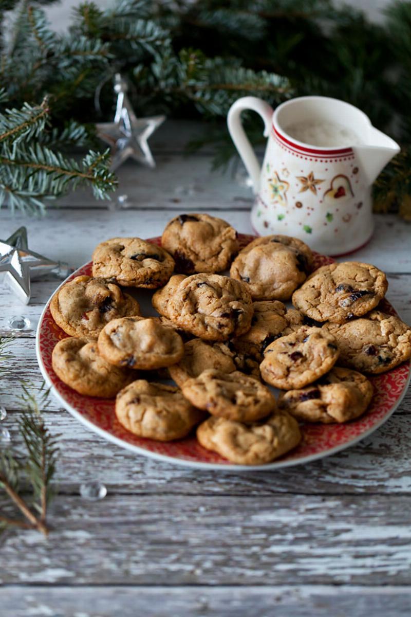 Chocolate-Dipped Coconut Oil Cookies