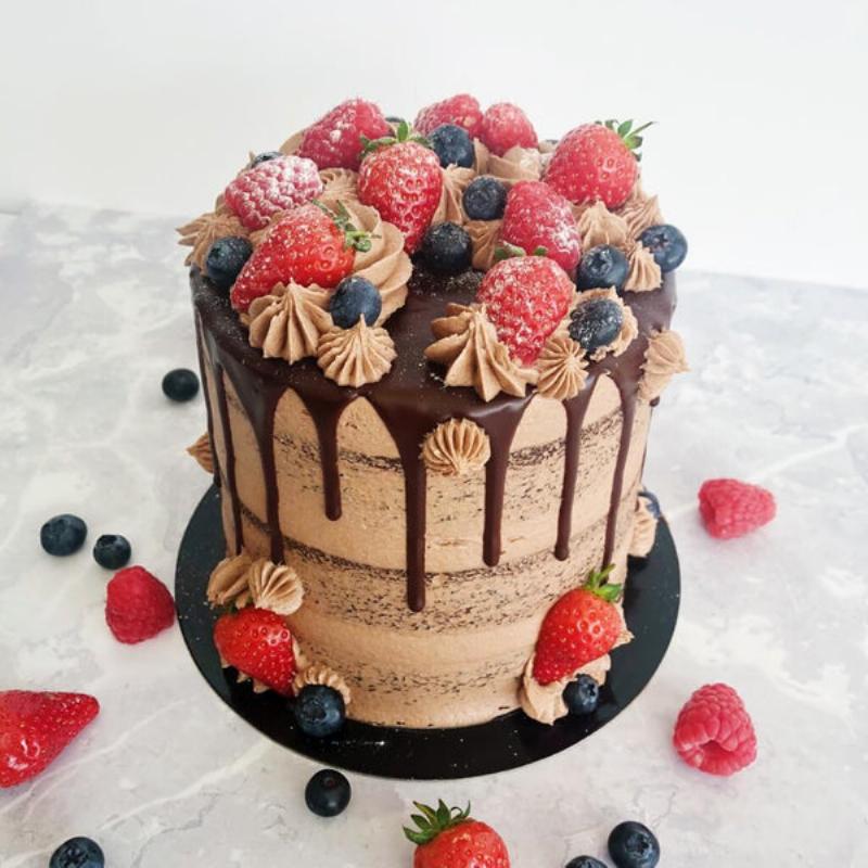 Chocolate Ganache Drip Cake with Fresh Berries