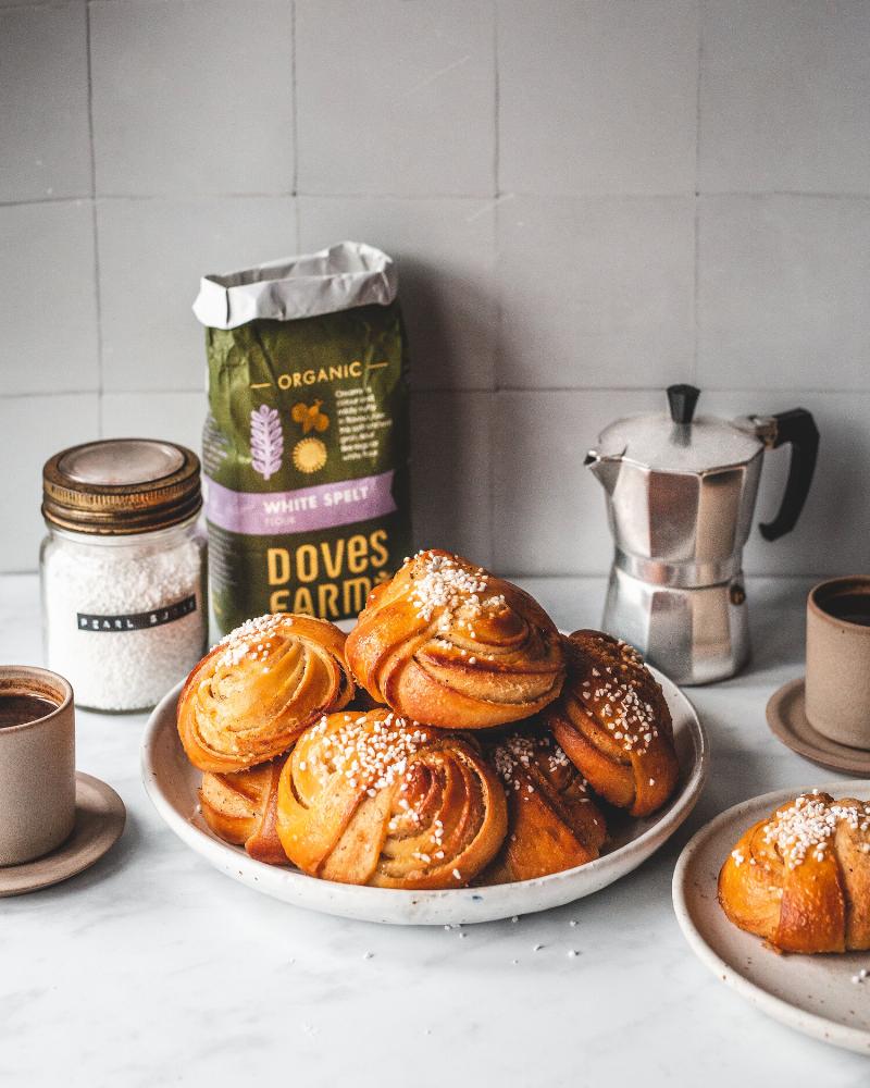 Weekend Breakfast Breads: Cinnamon Rolls, Brioche and Sourdough