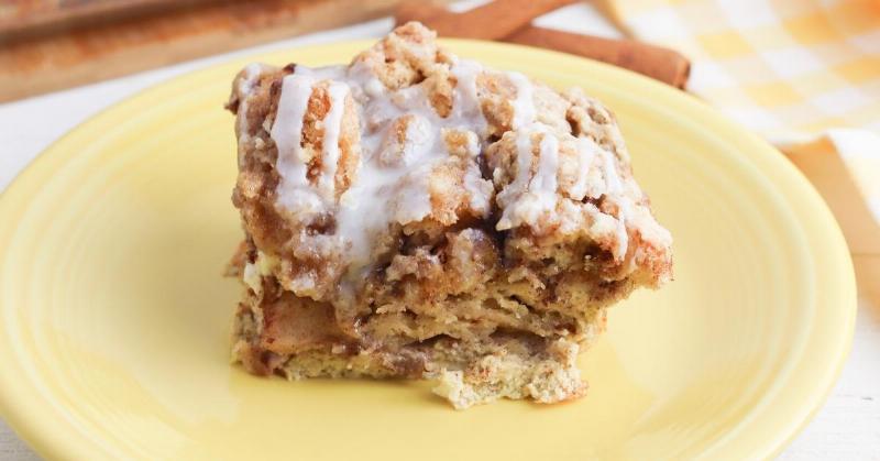 Cinnamon rolls with icing drizzled on top