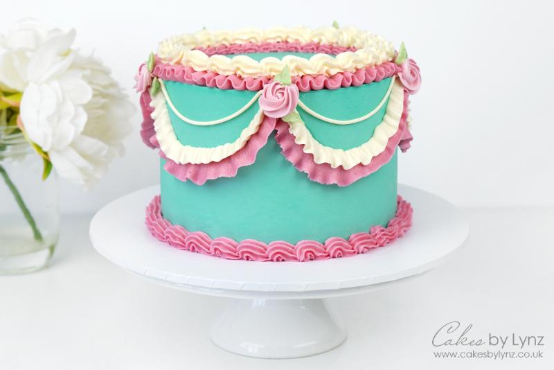 Classic Buttercream Piping Techniques on a Cake