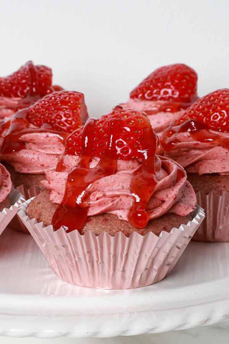 Baking cupcakes in a convection oven