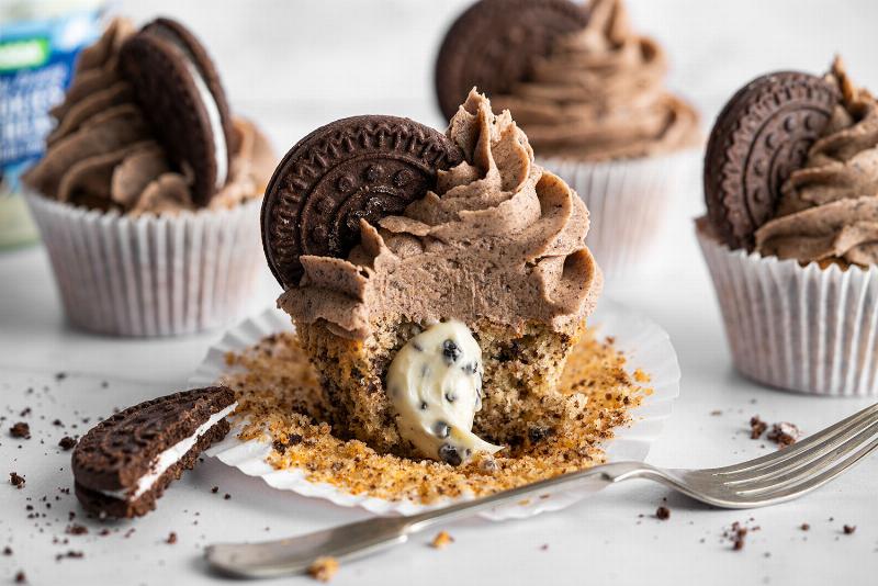 Cookies and Cream Cupcake Batter