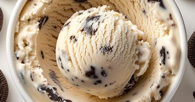 Classic Cookies and Cream Ice Cream Recipe