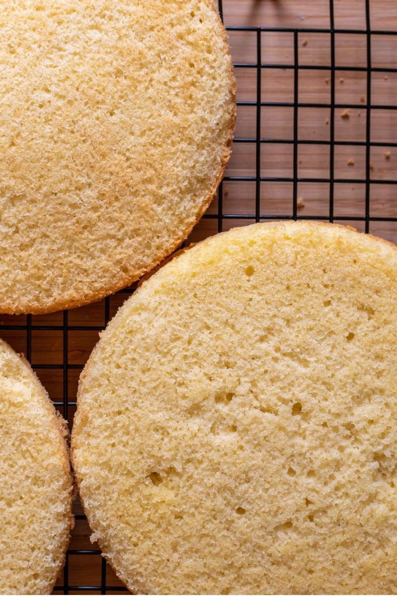 Cooling a Cake on a Wire Rack