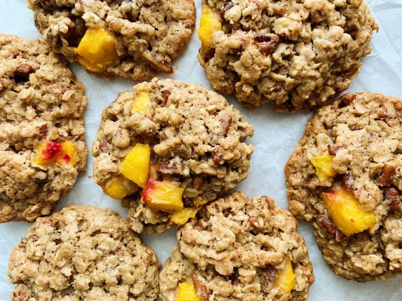 Crispy Cookies on a Cooling Rack