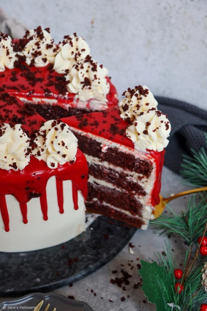 Delicious and Beautifully Decorated Layer Cake