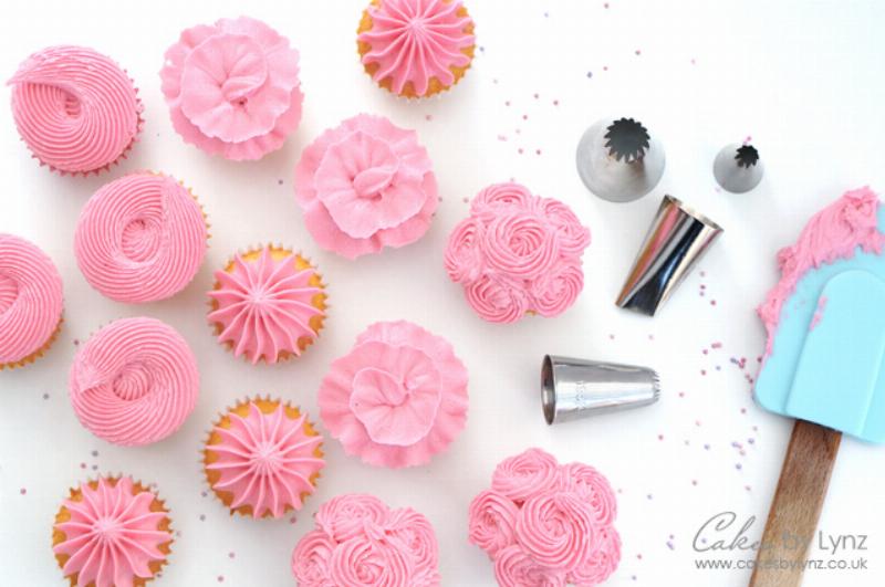 Beautifully Decorated Mini Cupcakes