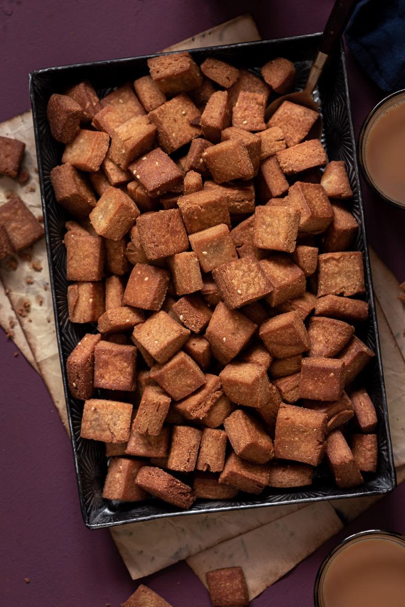 Diwali Nankhatai and Shakarpara Cookies