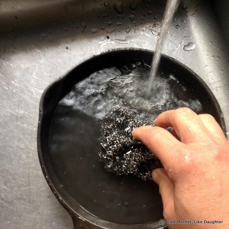 Everyday Cleaning of Stainless Steel Bakeware