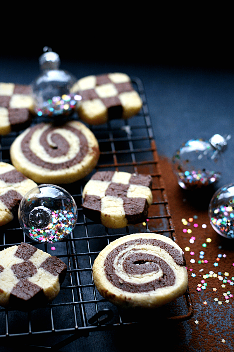 Perfectly Iced Black and White Cookies