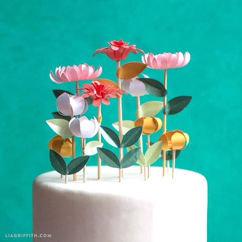 Floral Cupcake Decorations Color Palette