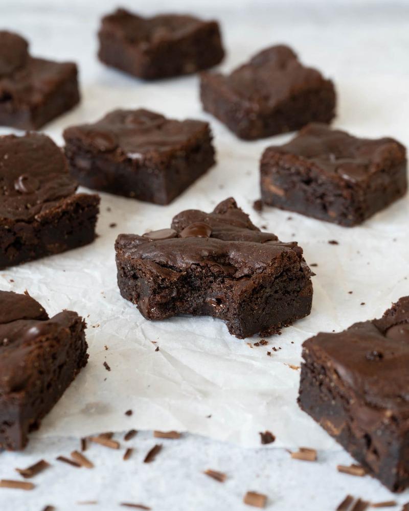 Fudgy Vegan Brownies Baking Tips