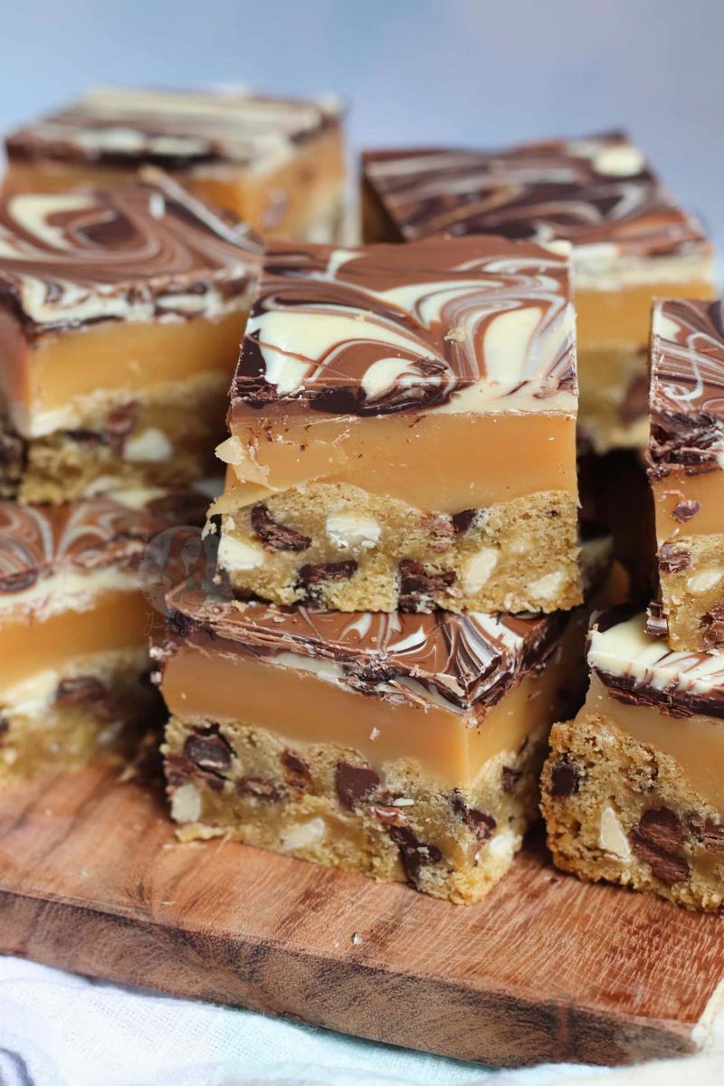 Gourmet Chocolate Chip Cookie Bars