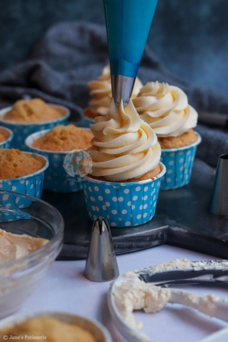 Italian Meringue Buttercream on a Summer Cake