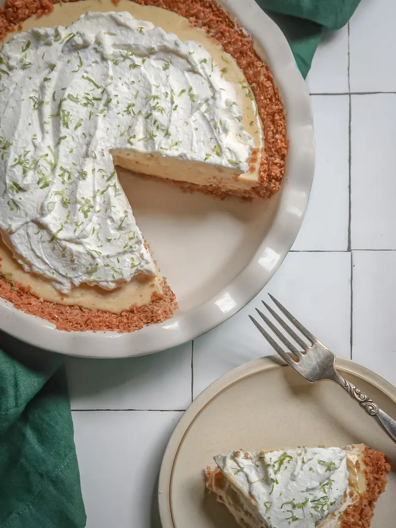 Classic Key Lime Pie with Meringue Topping