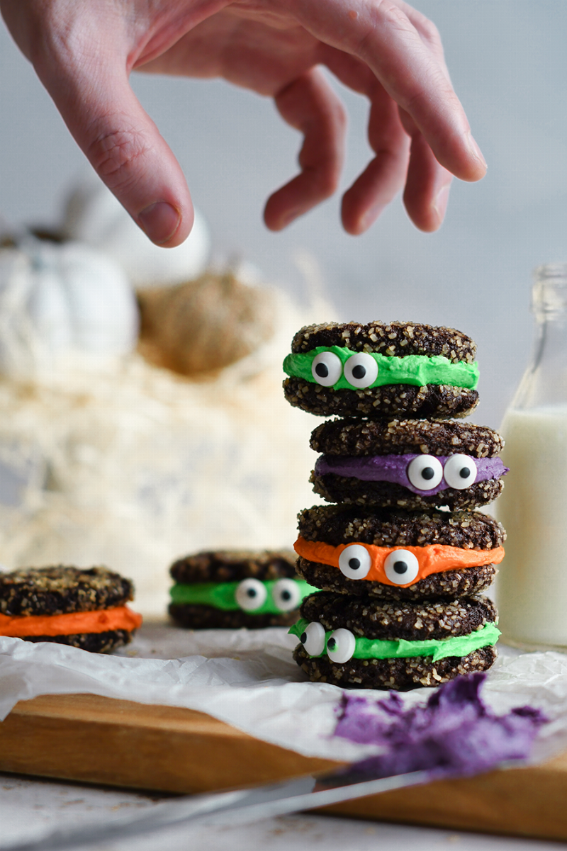 Spooky Monster Eye Halloween Cookies for Halloween