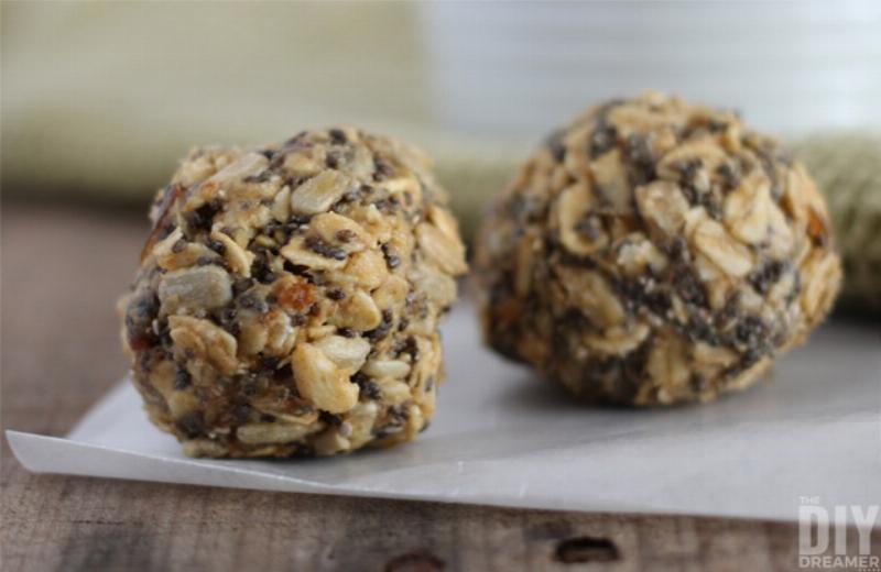 Making no-bake peanut butter cookies