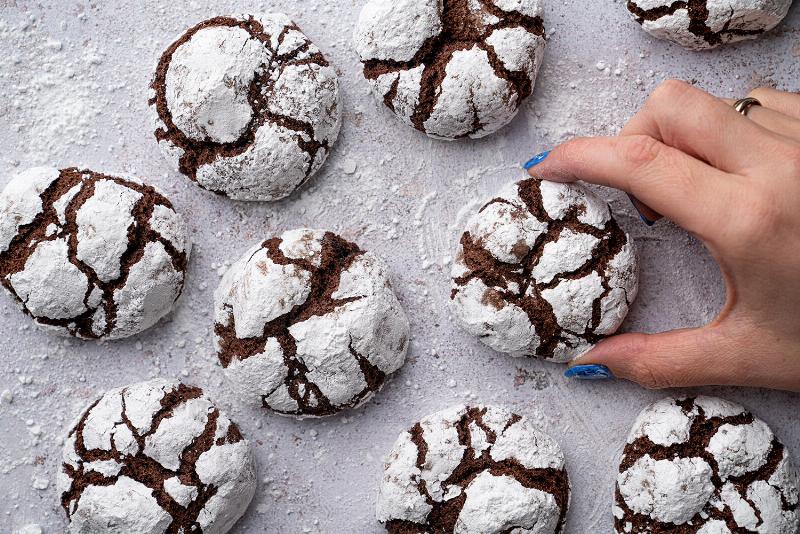 Nutella Crinkle Cookies Covered in Powdered Sugar