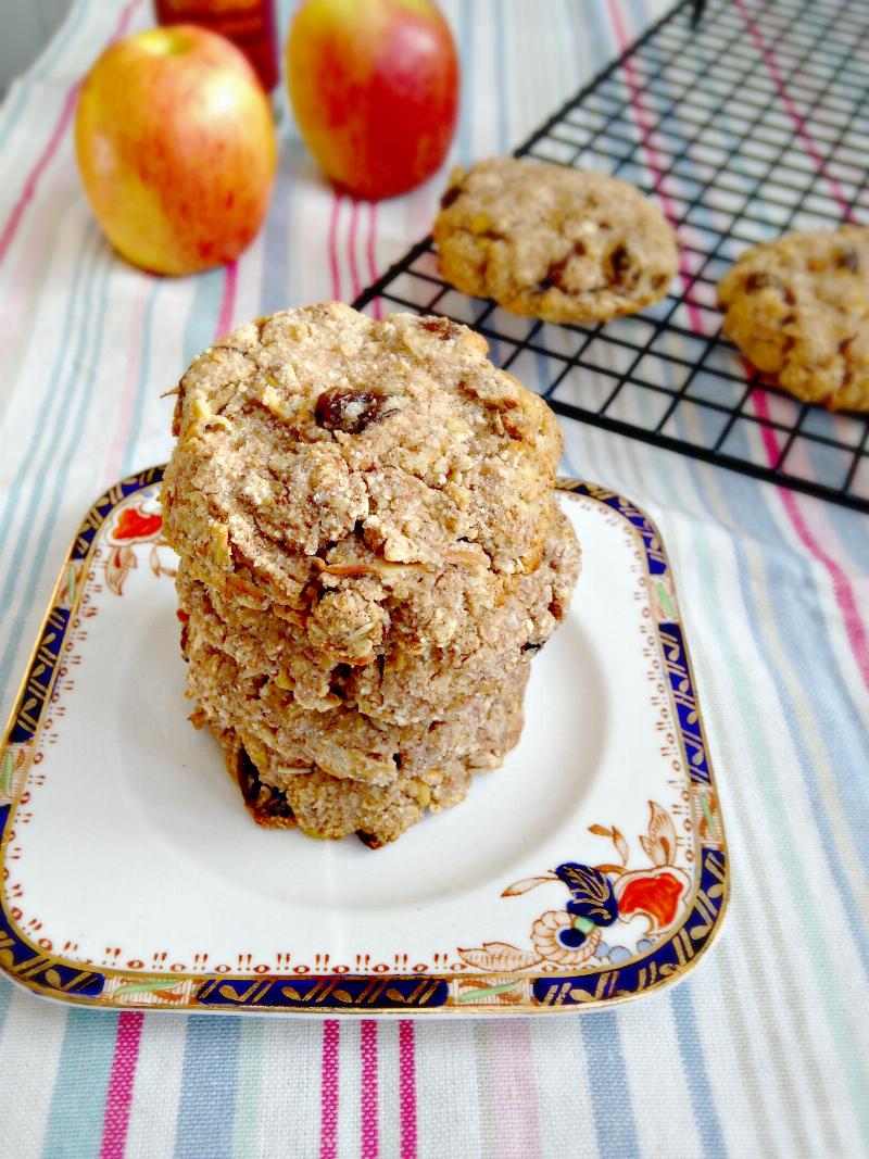 Oatmeal Apple Spice Cookies