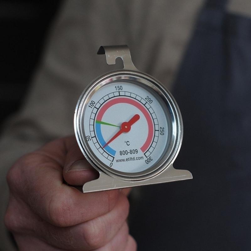 Oven Thermometer Ensuring Accurate Temperature