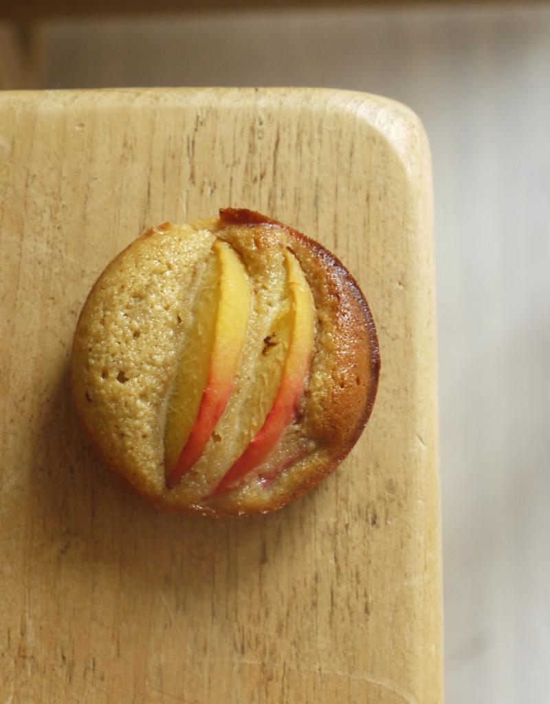 Selecting Ripe Peaches for Baking Peach Bread