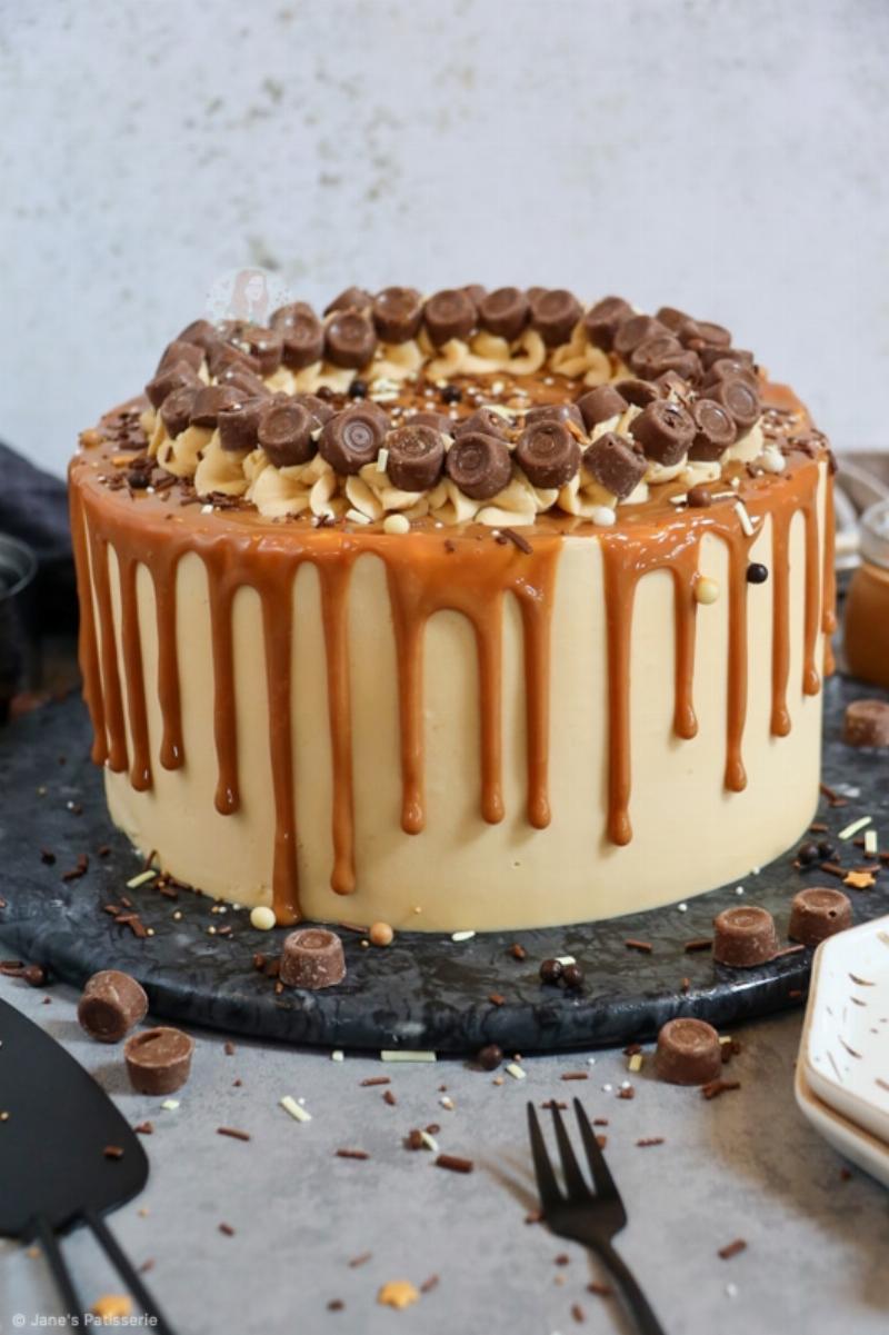 Salted Caramel Wedding Cake with Drip