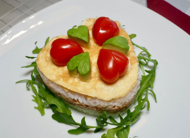 Savory Rice Cakes with Avocado and Tomato