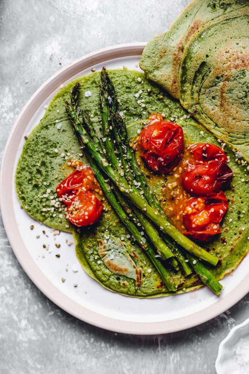 Savory Spinach and Herb Vegan Crepes with Filling