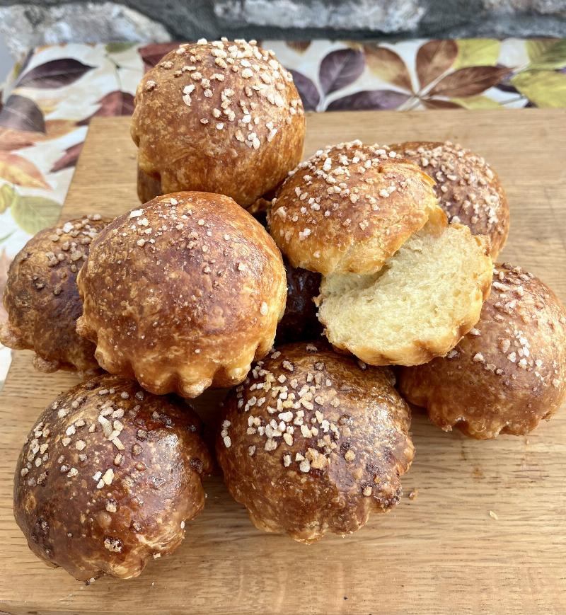 Shaping brioche dough for different bread types