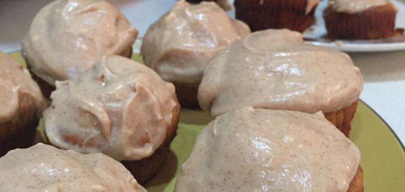 Thanksgiving Pumpkin Spice Cupcakes