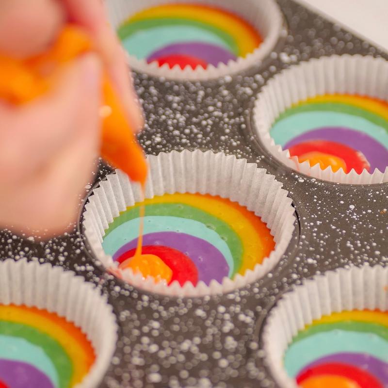 Toothpick Test for Cupcake Doneness