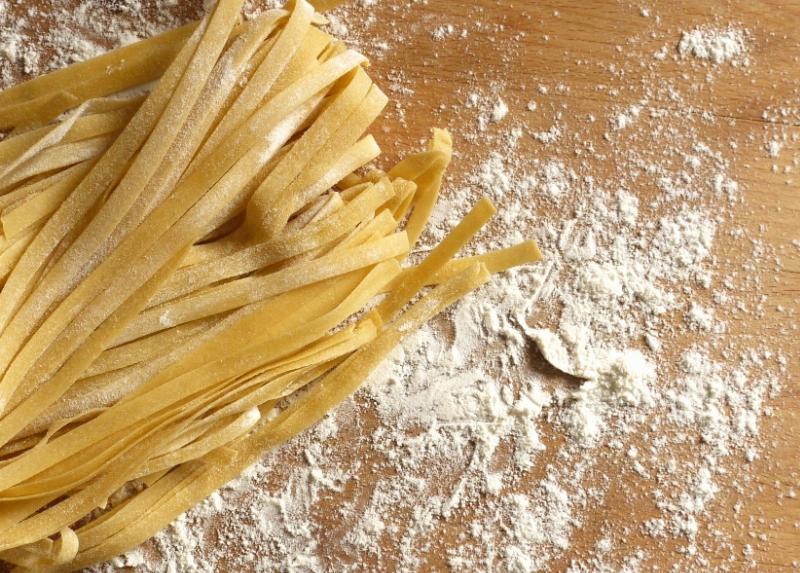 Rolling Cookie Dough with a Pasta Machine for Even Thickness