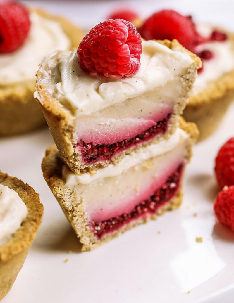 Vegan Raspberry Cheesecake with Cashew Cream