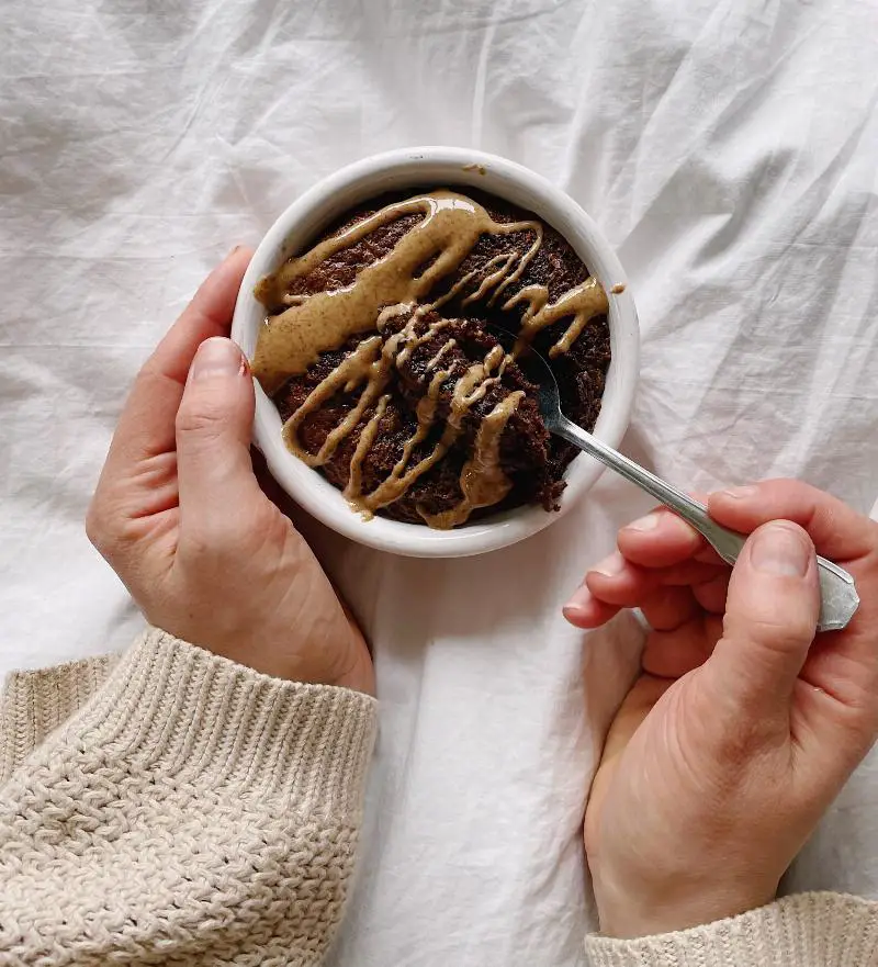 Single serving almond flour keto mug cake