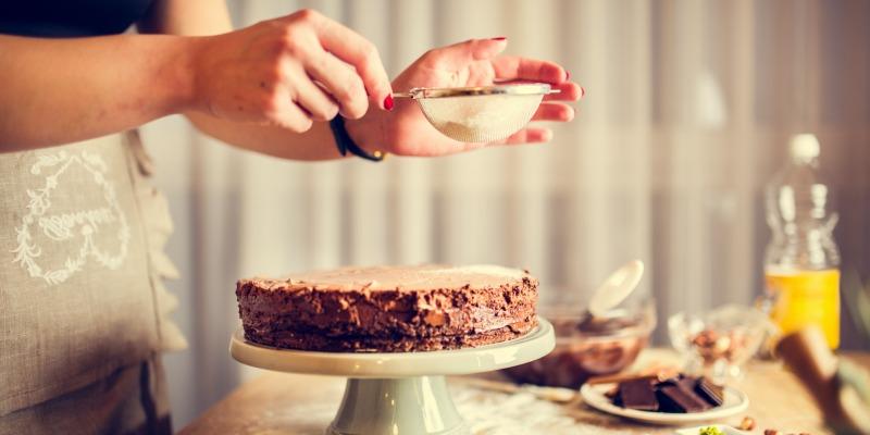 Delicious Keto Chocolate Fudge Cake with Creamy Frosting