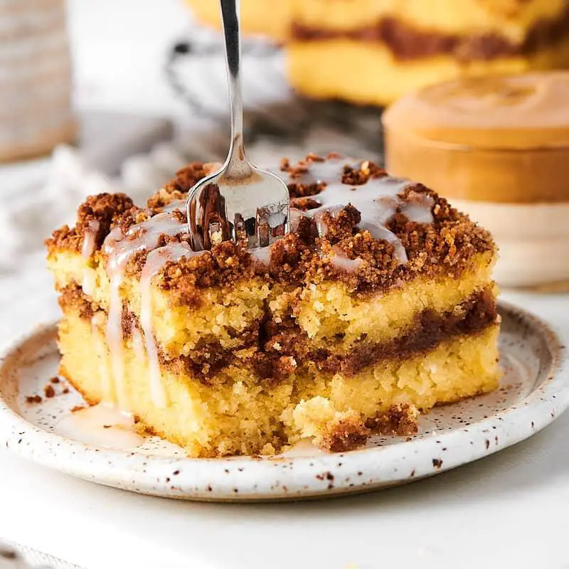 Keto Coffee Cake with Caramel Crumble Topping: Perfect for a keto-friendly brunch.