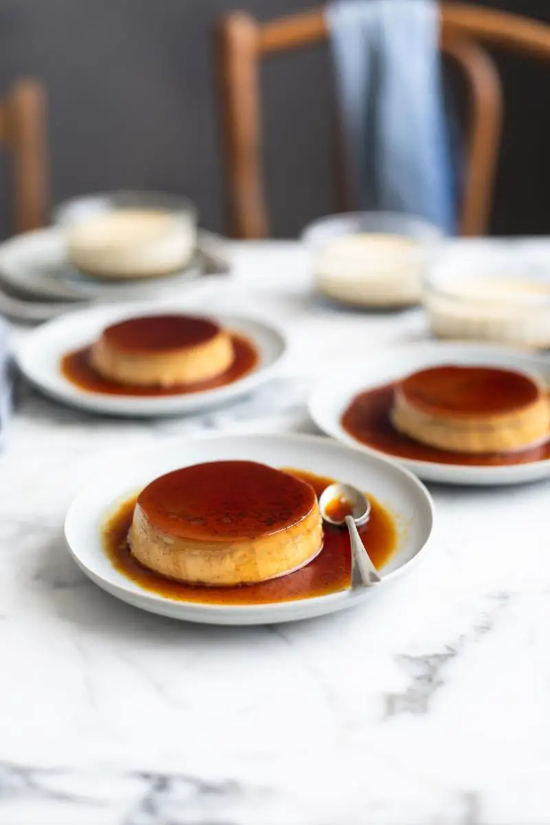 Classic Keto Crème Brûlée with Caramelized Sugar Topping