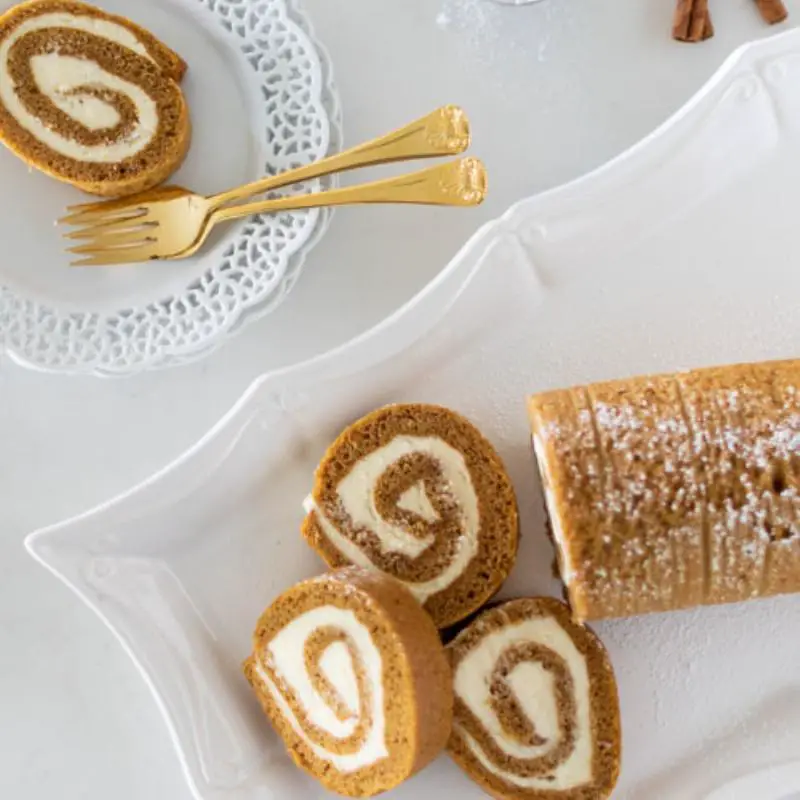Creamy Keto Pumpkin Cinnamon Cheesecake