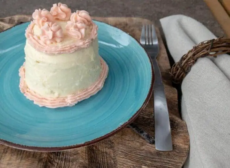 Single Serving Keto Vanilla Almond Flour Cake