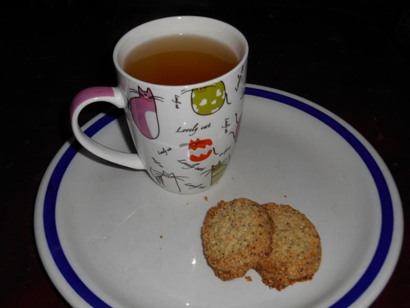 Lemon Poppy Seed Keto Mug Cake with Lemon Zest
