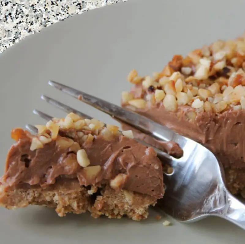 Simple Hazelnut Keto Cake with Cream Cheese Frosting
